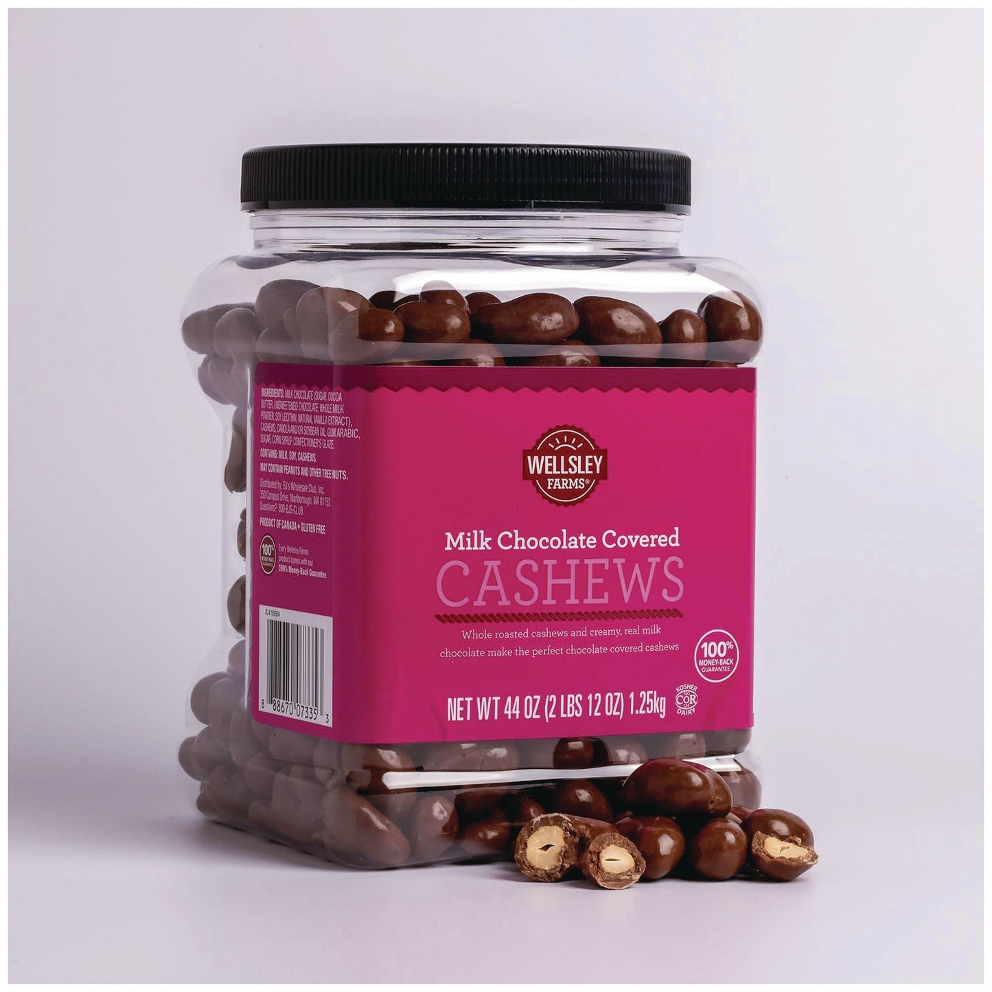 Wellsley Farms™ Milk Chocolate Covered Cashews, 44 oz Jar