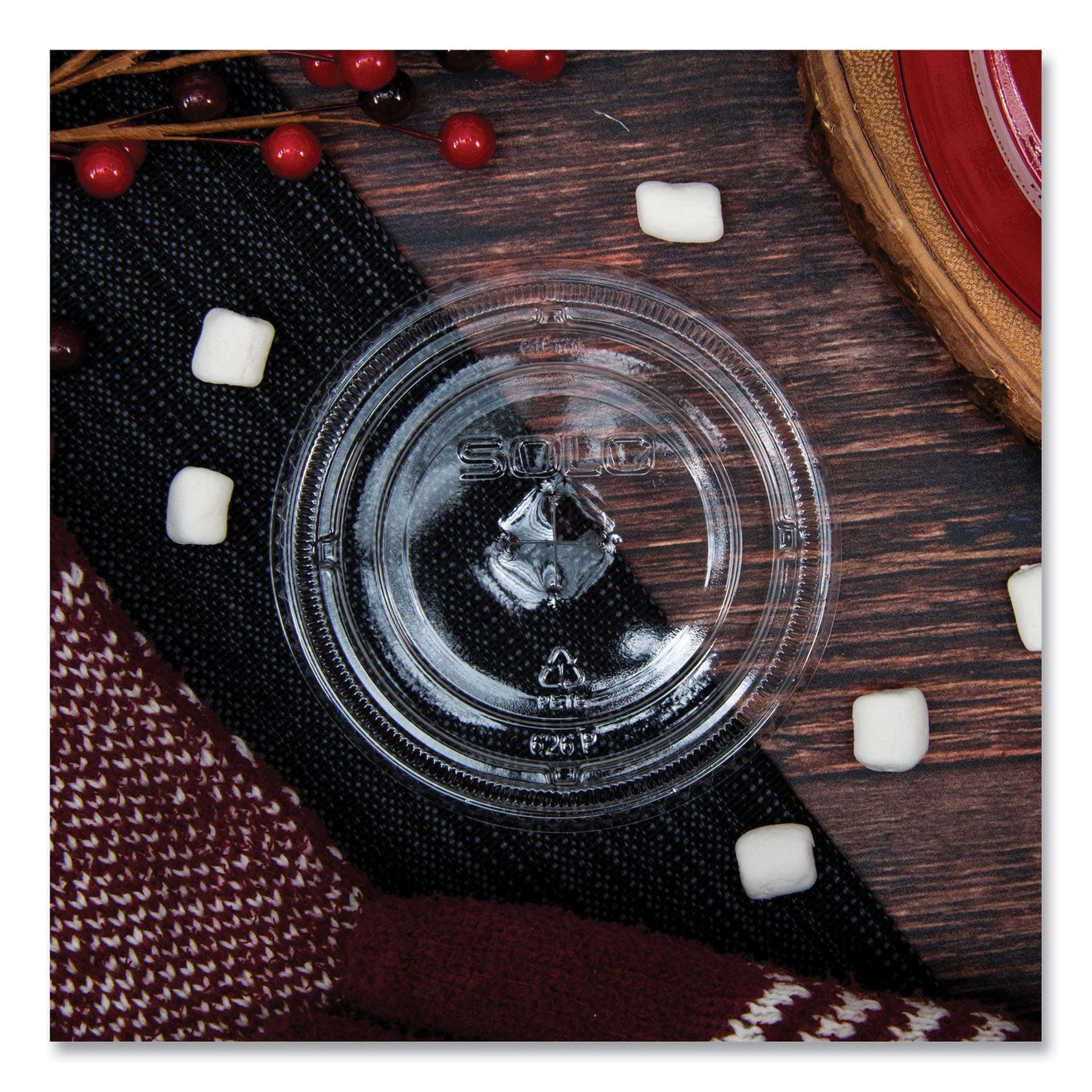 SOLO® PETE Flat Straw-Slot Cold Cup Lids, Fits 16 oz to 24 oz Cold Cups, Plastic, Clear, 100/Pack, 10 Packs/Carton